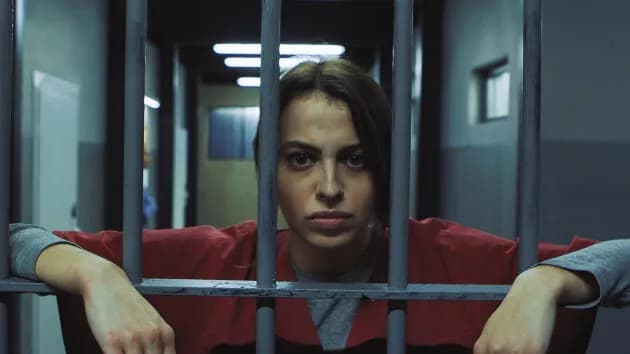 Osadzone blok F – ile odcinków i gdzie je oglądać?